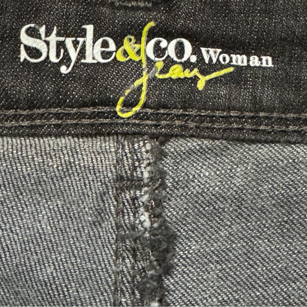 Style & Co Woman 20W Black Tummy Control Bootcut Plus Size Jeans - Picture 4 of 8